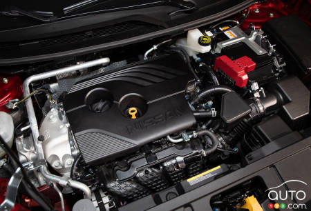 4-cylinder engine of the Nissan Rogue